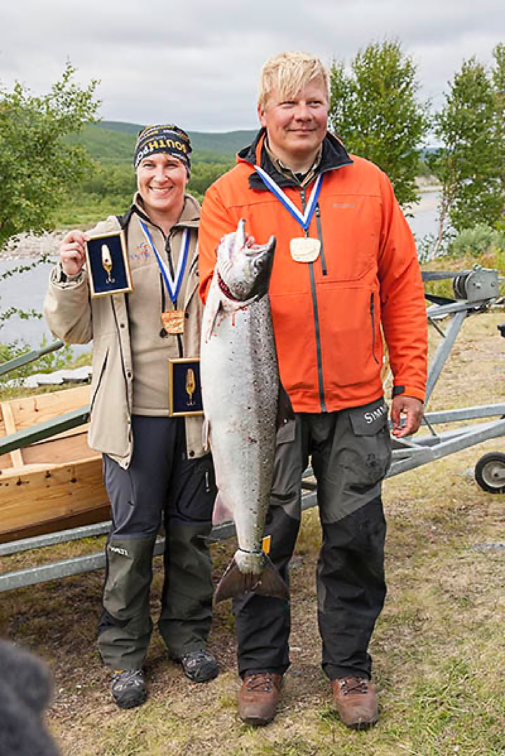 Teija Saviranta ja Tero Ronkainen voittivat Tenon Lohikuninkuuden 2015